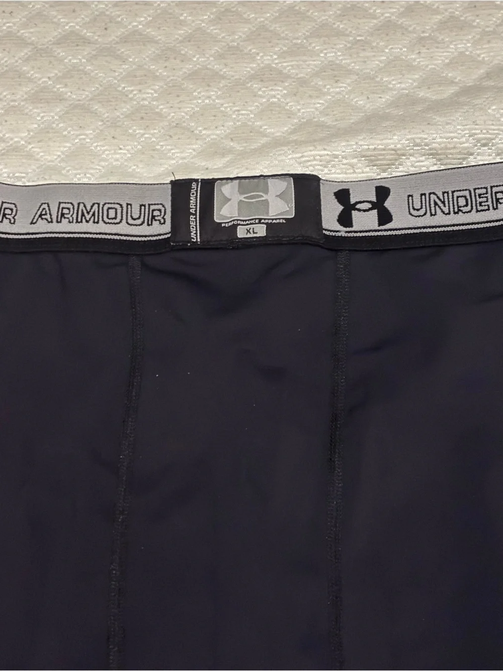 Under Armour Men’s XL Compression Shorts Black